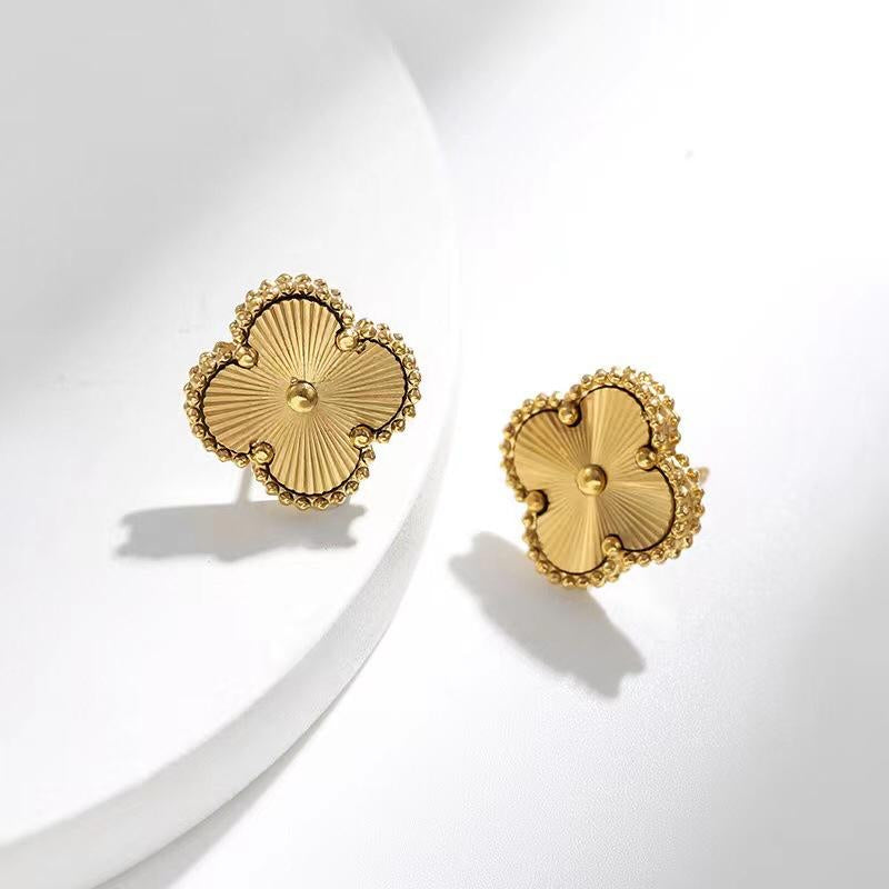 Elite Gold Clover Earring